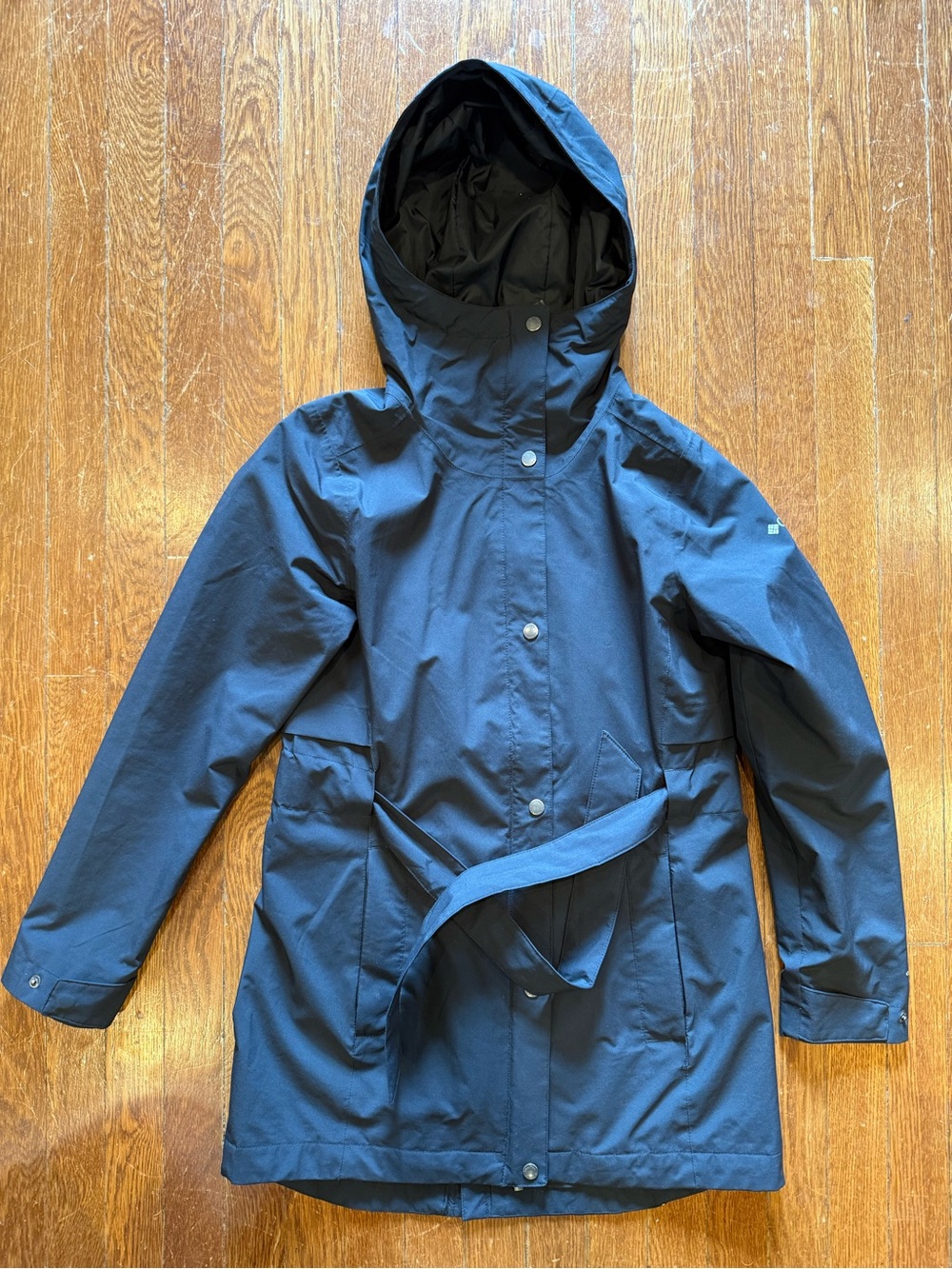 Columbia Women’s Hooded Raincoat